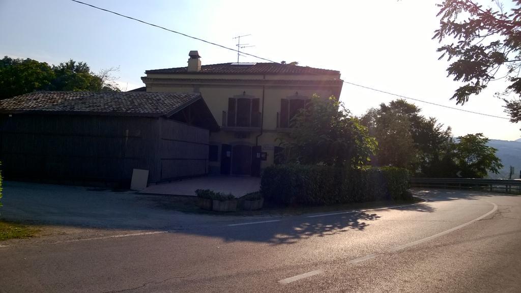 Agriturismo Za Beata Bed & Breakfast Penna Sant'Andrea Exterior photo