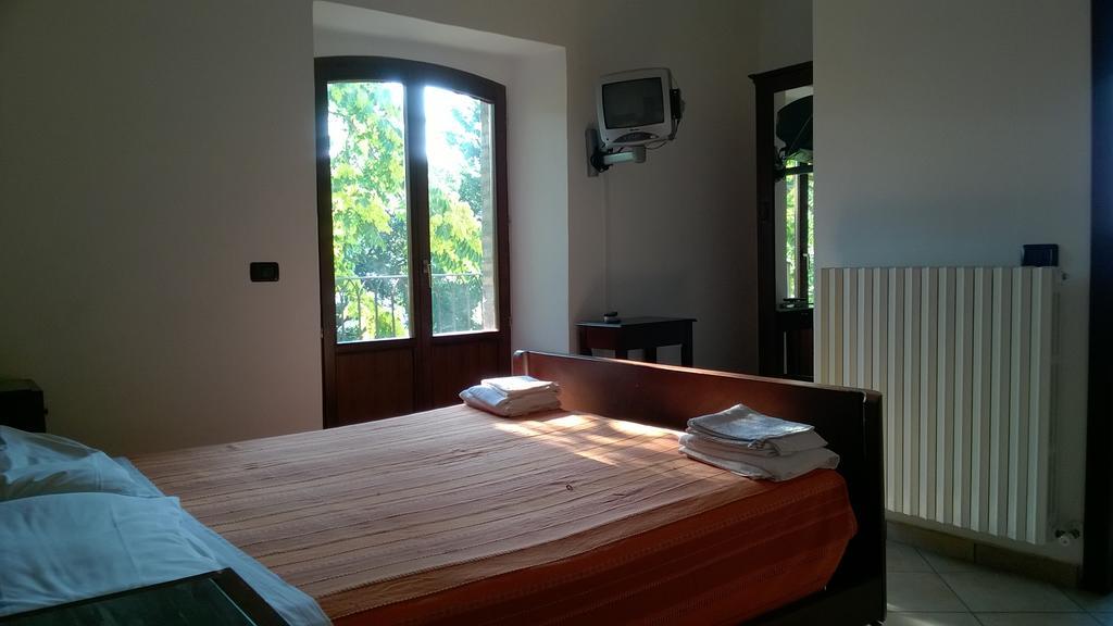 Agriturismo Za Beata Bed & Breakfast Penna Sant'Andrea Exterior photo