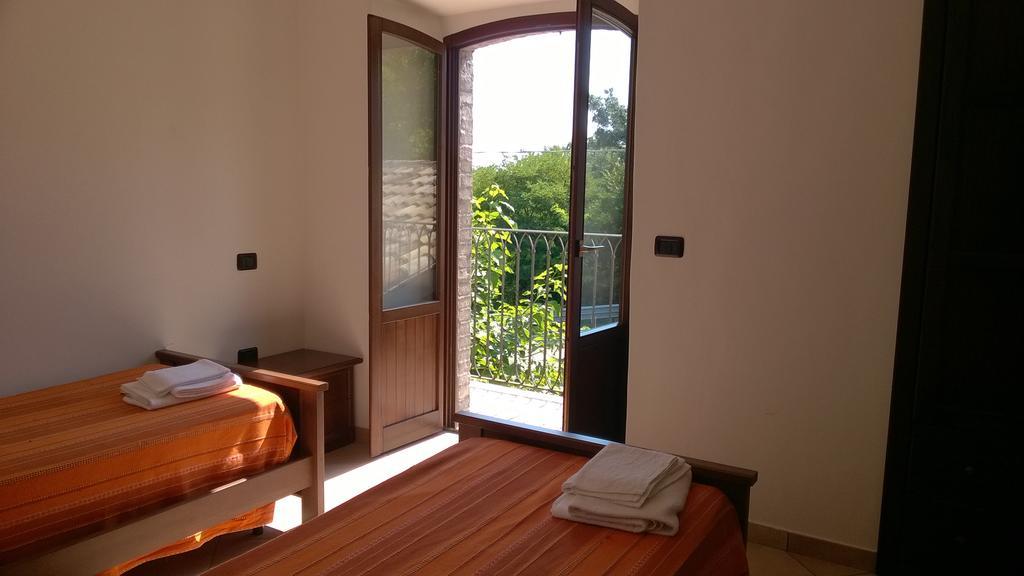 Agriturismo Za Beata Bed & Breakfast Penna Sant'Andrea Exterior photo