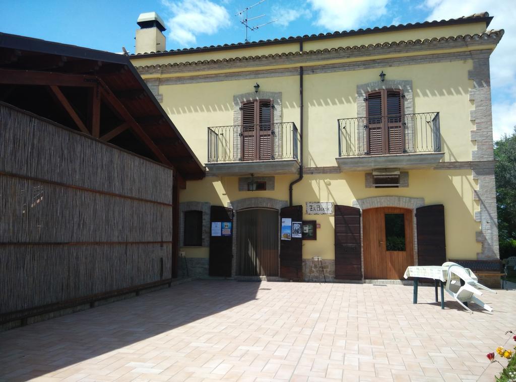 Agriturismo Za Beata Bed & Breakfast Penna Sant'Andrea Exterior photo